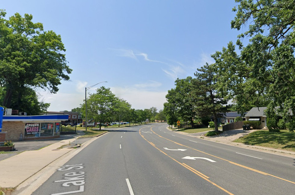S Lake St, Mudelein